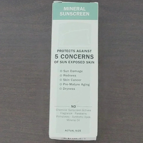 2 Olay Sensitive Mineral Sunscreen SPF‎ 30 Colloidal Oatmeal 50mL Exp 4/25 14CT - Picture 3 of 5